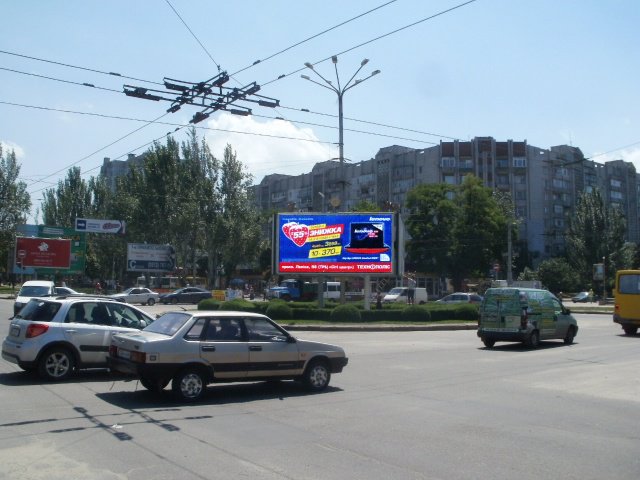 `Билборд №100817 в городе Николаев (Николаевская область), размещение наружной рекламы, IDMedia-аренда по самым низким ценам!`