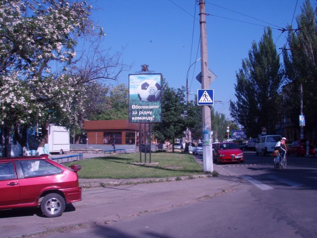 `Ситилайт №100839 в городе Николаев (Николаевская область), размещение наружной рекламы, IDMedia-аренда по самым низким ценам!`