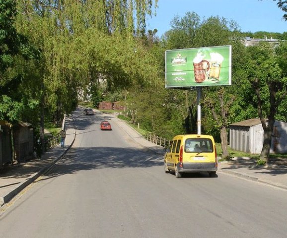 `Билборд №102371 в городе Черновцы (Черновицкая область), размещение наружной рекламы, IDMedia-аренда по самым низким ценам!`