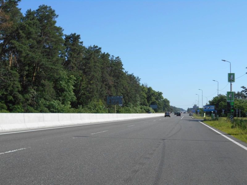 `Билборд №105070 в городе Киев трасса (Киевская область), размещение наружной рекламы, IDMedia-аренда по самым низким ценам!`