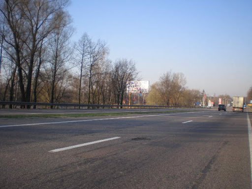 `Билборд №105088 в городе Киев трасса (Киевская область), размещение наружной рекламы, IDMedia-аренда по самым низким ценам!`