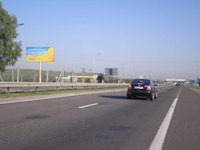 Білборд у місті Київська область траса #105137 за адресою Дніпровське шосе, траса Н-01 "Київ-Знам'янка", км 25+600 право, через 100м після відділу продажу ЖК "Парк Лейк Сіті", за 100м до АЗС Shell, за 480м до розв'язки на с. Креничі Білборд №105137 в місті Київська область траса (Київська область), розміщення зовнішнішньої реклами, IDMedia-оренда найнижчі ціни!