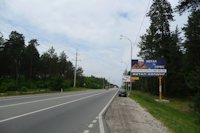 Білборд у місті Київська область траса #105243 за адресою Конча-Заспа, траса Р-01, км 31+750 ліво, біля автобусної зупинки, за 150м до готелю "AlpenPark", за 500м до котеджного містечка "Хвойний Квартал", через 150м після повороту на вул. Лобановського Білборд №105243 в місті Київська область траса (Київська область), розміщення зовнішнішньої реклами, IDMedia-оренда найнижчі ціни!