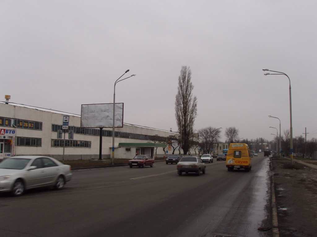 Билборд формат 3x6 №105802 в городе Павлоград (Днепропетровская область) `Билборд №105802 в городе Павлоград (Днепропетровская область), размещение наружной рекламы, IDMedia-аренда по самым низким ценам!`