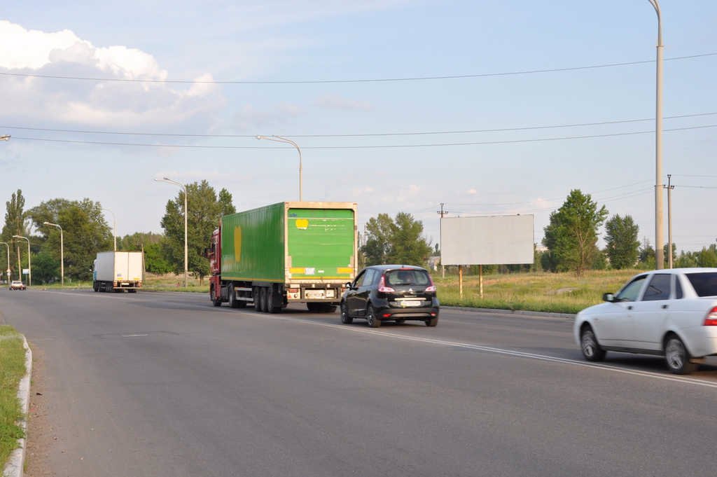 Билборд формат 3x6 №105816 в городе Павлоград (Днепропетровская область) `Билборд №105816 в городе Павлоград (Днепропетровская область), размещение наружной рекламы, IDMedia-аренда по самым низким ценам!`