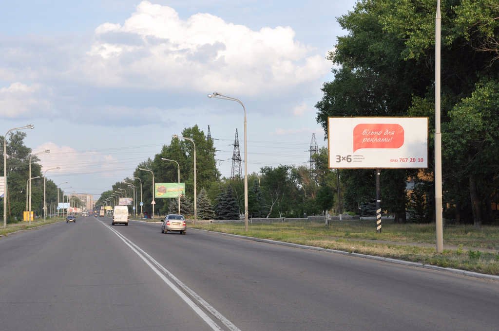 Билборд формат 3x6 №105818 в городе Павлоград (Днепропетровская область) `Билборд №105818 в городе Павлоград (Днепропетровская область), размещение наружной рекламы, IDMedia-аренда по самым низким ценам!`