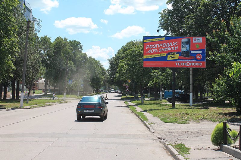 `Билборд №107548 в городе Прилуки (Черниговская область), размещение наружной рекламы, IDMedia-аренда по самым низким ценам!`
