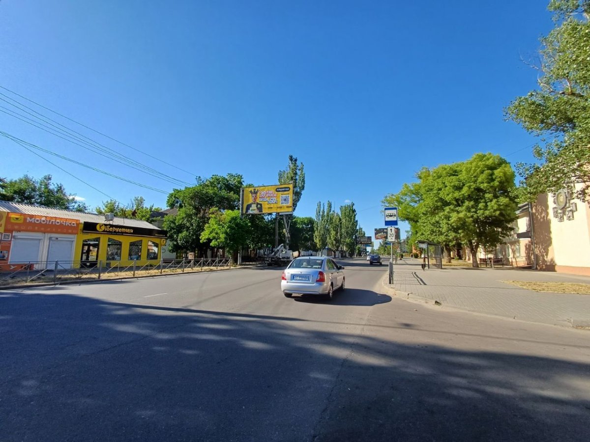 `Билборд №114631 в городе Николаев (Николаевская область), размещение наружной рекламы, IDMedia-аренда по самым низким ценам!`