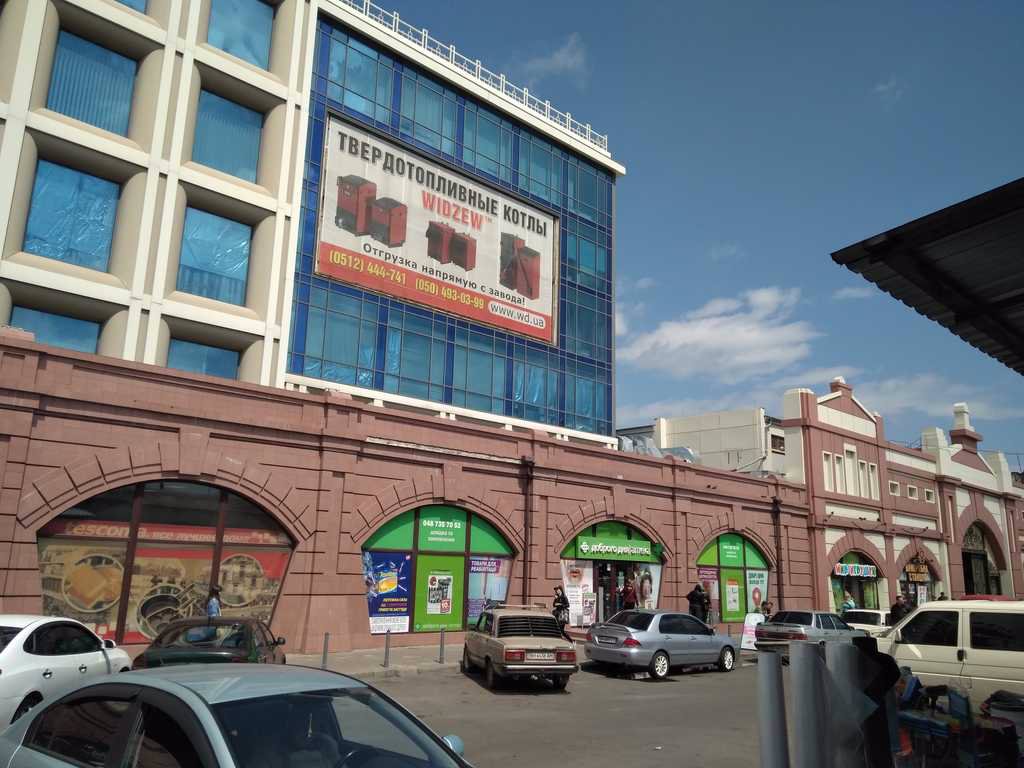 Брандмауер №114813 в місті Одеса (Одеська область), розміщення зовнішнішньої реклами, IDMedia-оренда найнижчі ціни!