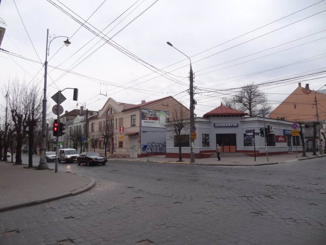 Білборд формат 3х6 №116110 в городе Чернівці (Чернівецька область) Білборд №116110 в місті Чернівці (Чернівецька область), розміщення зовнішнішньої реклами, IDMedia-оренда найнижчі ціни!