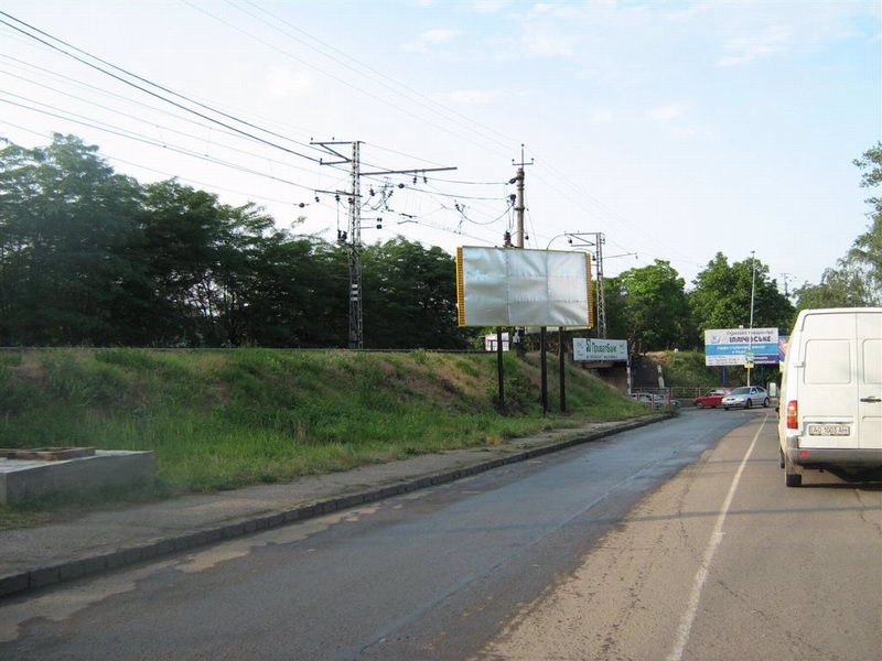 Билборд формат 3x6 №11906 в городе Ужгород (Закарпатская область) `Билборд №11906 в городе Ужгород (Закарпатская область), размещение наружной рекламы, IDMedia-аренда по самым низким ценам!`