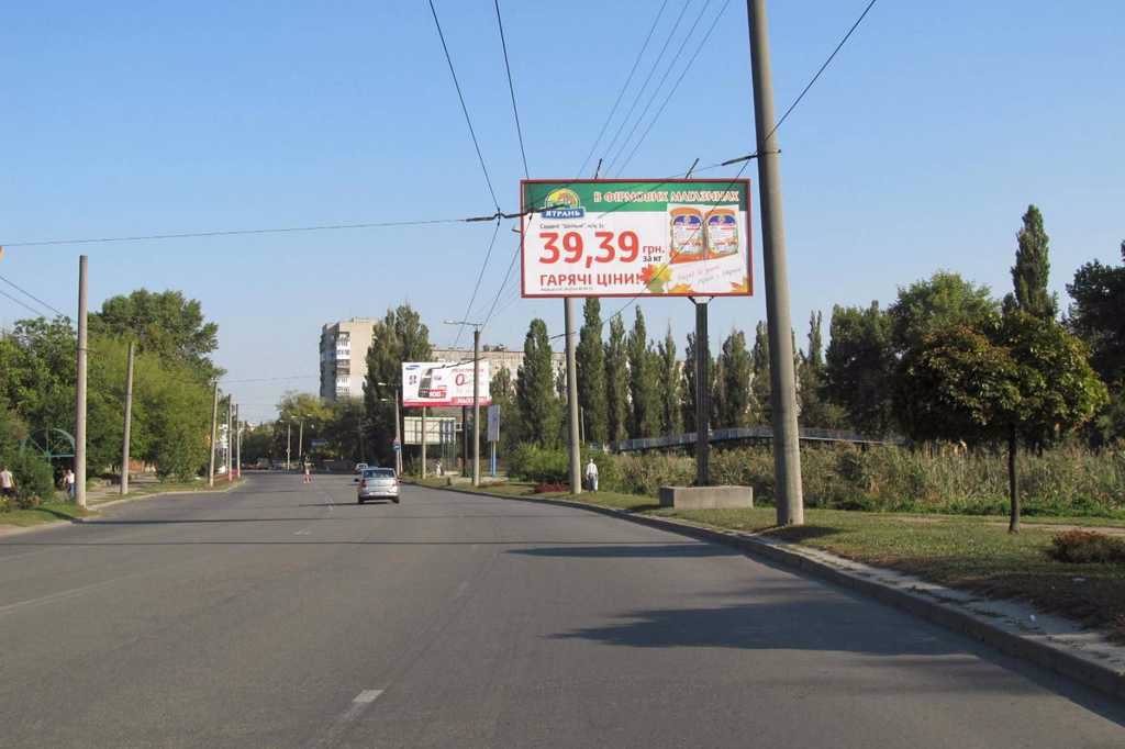 Білборд №120923 в місті Кропивницький (Кіровоградська область), розміщення зовнішнішньої реклами, IDMedia-оренда найнижчі ціни!
