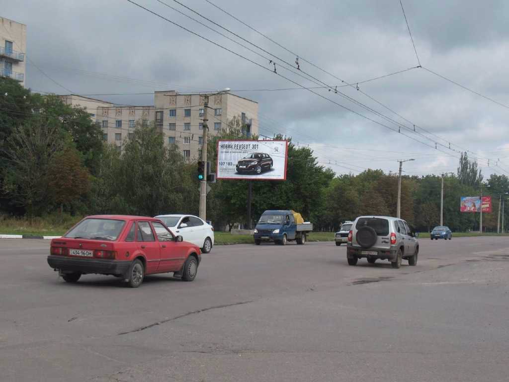 Білборд №120935 в місті Кропивницький (Кіровоградська область), розміщення зовнішнішньої реклами, IDMedia-оренда найнижчі ціни!