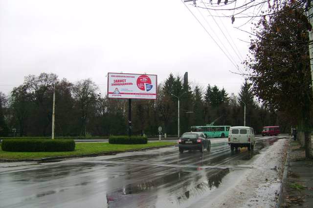 `Билборд №120961 в городе Луцк (Волынская область), размещение наружной рекламы, IDMedia-аренда по самым низким ценам!`
