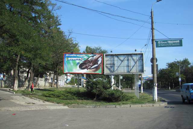 `Билборд №121038 в городе Николаев (Николаевская область), размещение наружной рекламы, IDMedia-аренда по самым низким ценам!`