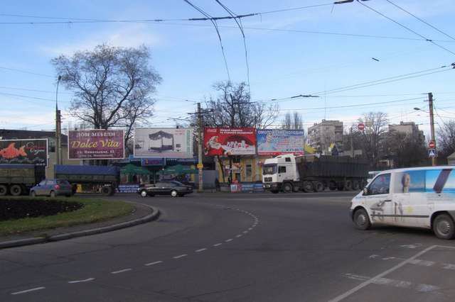 `Билборд №121046 в городе Николаев (Николаевская область), размещение наружной рекламы, IDMedia-аренда по самым низким ценам!`