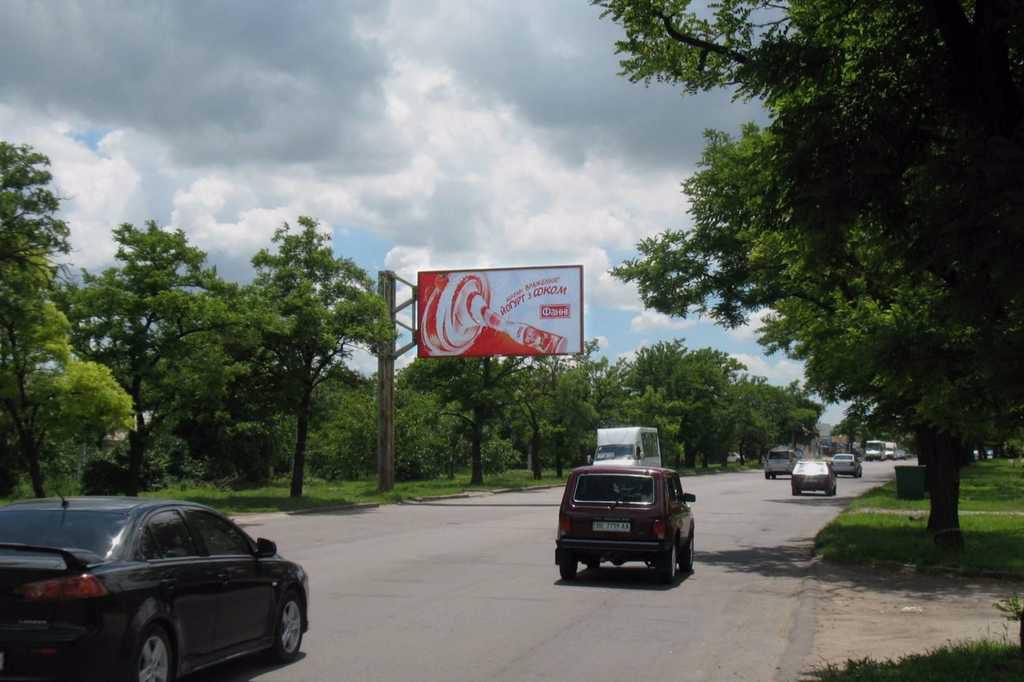 `Билборд №121071 в городе Николаев (Николаевская область), размещение наружной рекламы, IDMedia-аренда по самым низким ценам!`