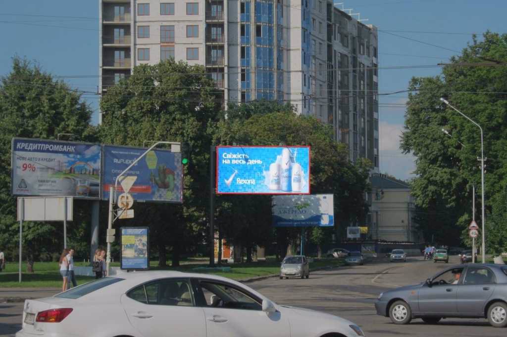 Білборд №121213 в місті Полтава (Полтавська область), розміщення зовнішнішньої реклами, IDMedia-оренда найнижчі ціни!