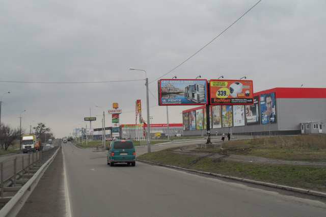 `Билборд №121220 в городе Ровно (Ровенская область), размещение наружной рекламы, IDMedia-аренда по самым низким ценам!`