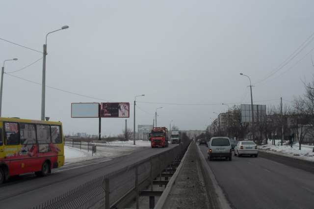 `Билборд №121222 в городе Ровно (Ровенская область), размещение наружной рекламы, IDMedia-аренда по самым низким ценам!`