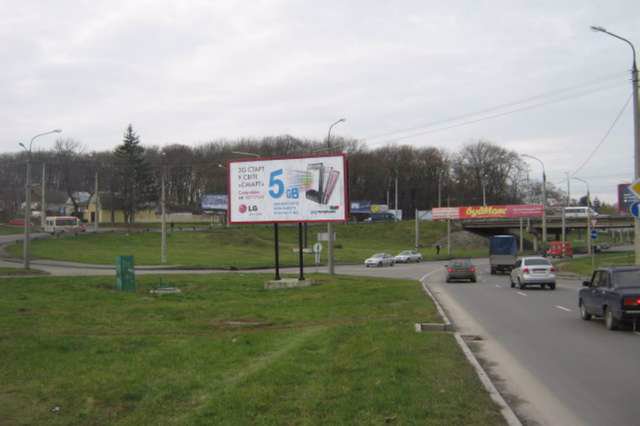 Білборд №121424 в місті Хмельницький (Хмельницька область), розміщення зовнішнішньої реклами, IDMedia-оренда найнижчі ціни!