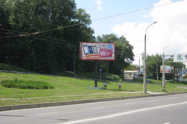 `Билборд №121464 в городе Хмельницкий (Хмельницкая область), размещение наружной рекламы, IDMedia-аренда по самым низким ценам!`