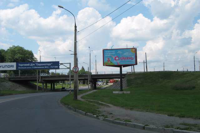 Білборд №121468 в місті Хмельницький (Хмельницька область), розміщення зовнішнішньої реклами, IDMedia-оренда найнижчі ціни!