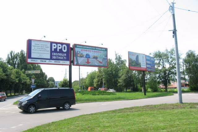 Білборд №121546 в місті Чернівці (Чернівецька область), розміщення зовнішнішньої реклами, IDMedia-оренда найнижчі ціни!