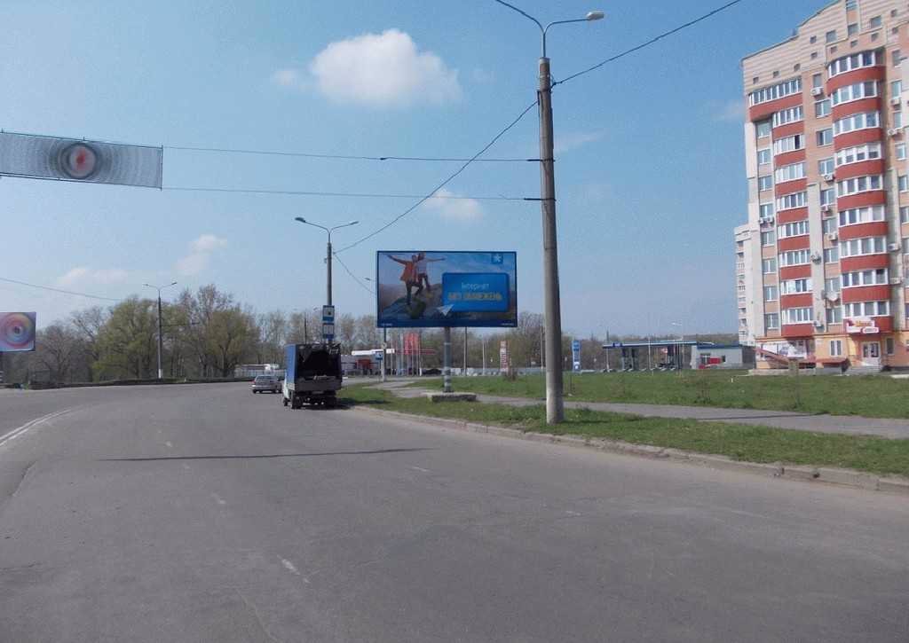 `Билборд №125038 в городе Сумы (Сумская область), размещение наружной рекламы, IDMedia-аренда по самым низким ценам!`