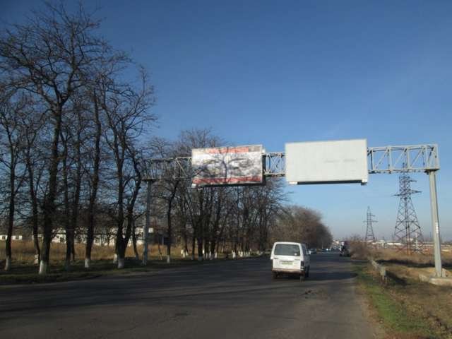 `Арка №127209 в городе Одесса (Одесская область), размещение наружной рекламы, IDMedia-аренда по самым низким ценам!`