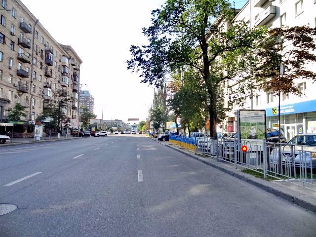 Ситилайт формат Ситилайт 1.2х1.8 №127678 в городе Киев (Киевская область) `Ситилайт №127678 в городе Киев (Киевская область), размещение наружной рекламы, IDMedia-аренда по самым низким ценам!`