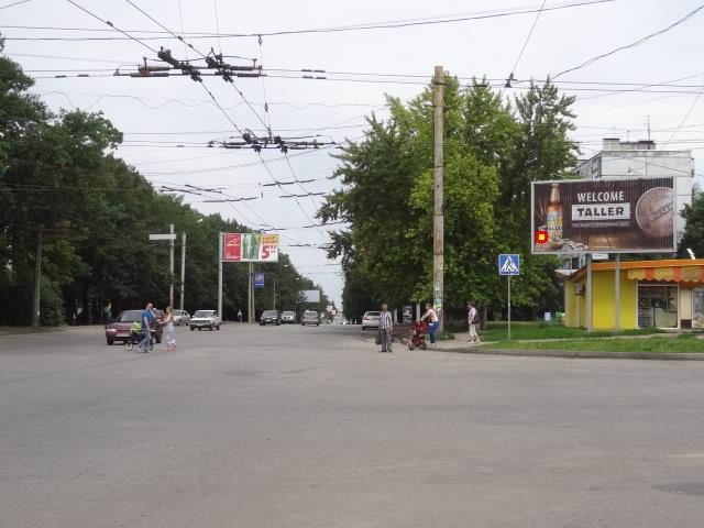 `Билборд №129805 в городе Харьков (Харьковская область), размещение наружной рекламы, IDMedia-аренда по самым низким ценам!`