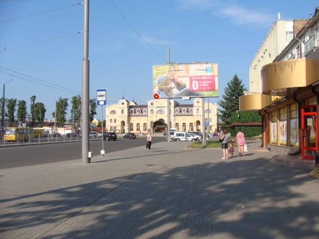 `Билборд №131243 в городе Луцк (Волынская область), размещение наружной рекламы, IDMedia-аренда по самым низким ценам!`