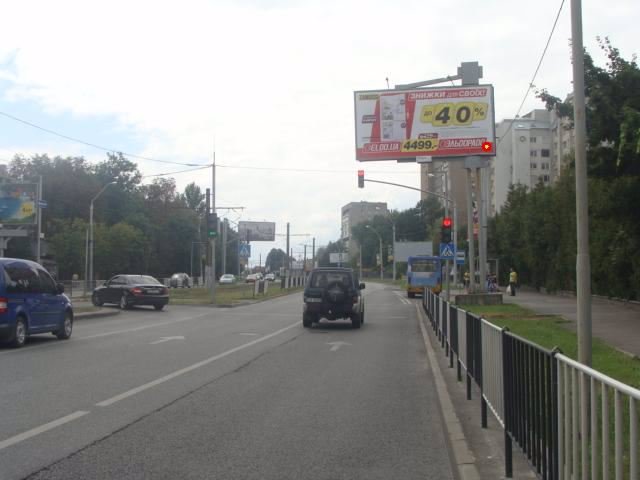 `Билборд №131445 в городе Львов (Львовская область), размещение наружной рекламы, IDMedia-аренда по самым низким ценам!`