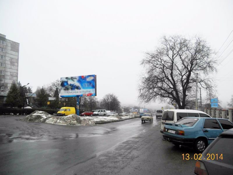 Білборд №135717 в місті Умань (Черкаська область), розміщення зовнішнішньої реклами, IDMedia-оренда найнижчі ціни!
