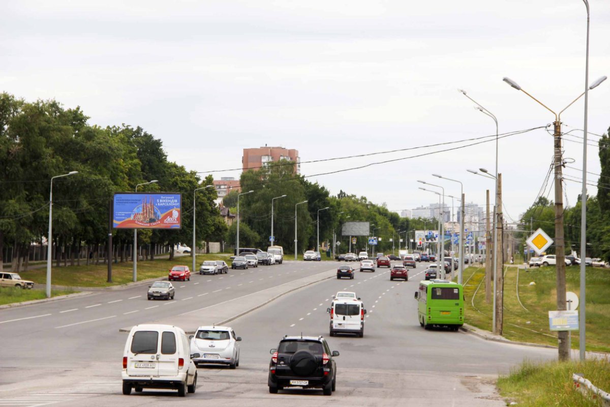 Білборд №136331 в місті Харків (Харківська область), розміщення зовнішнішньої реклами, IDMedia-оренда найнижчі ціни!