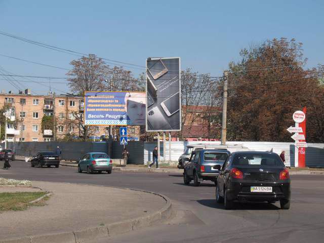 Білборд №139303 в місті Кропивницький (Кіровоградська область), розміщення зовнішнішньої реклами, IDMedia-оренда найнижчі ціни!