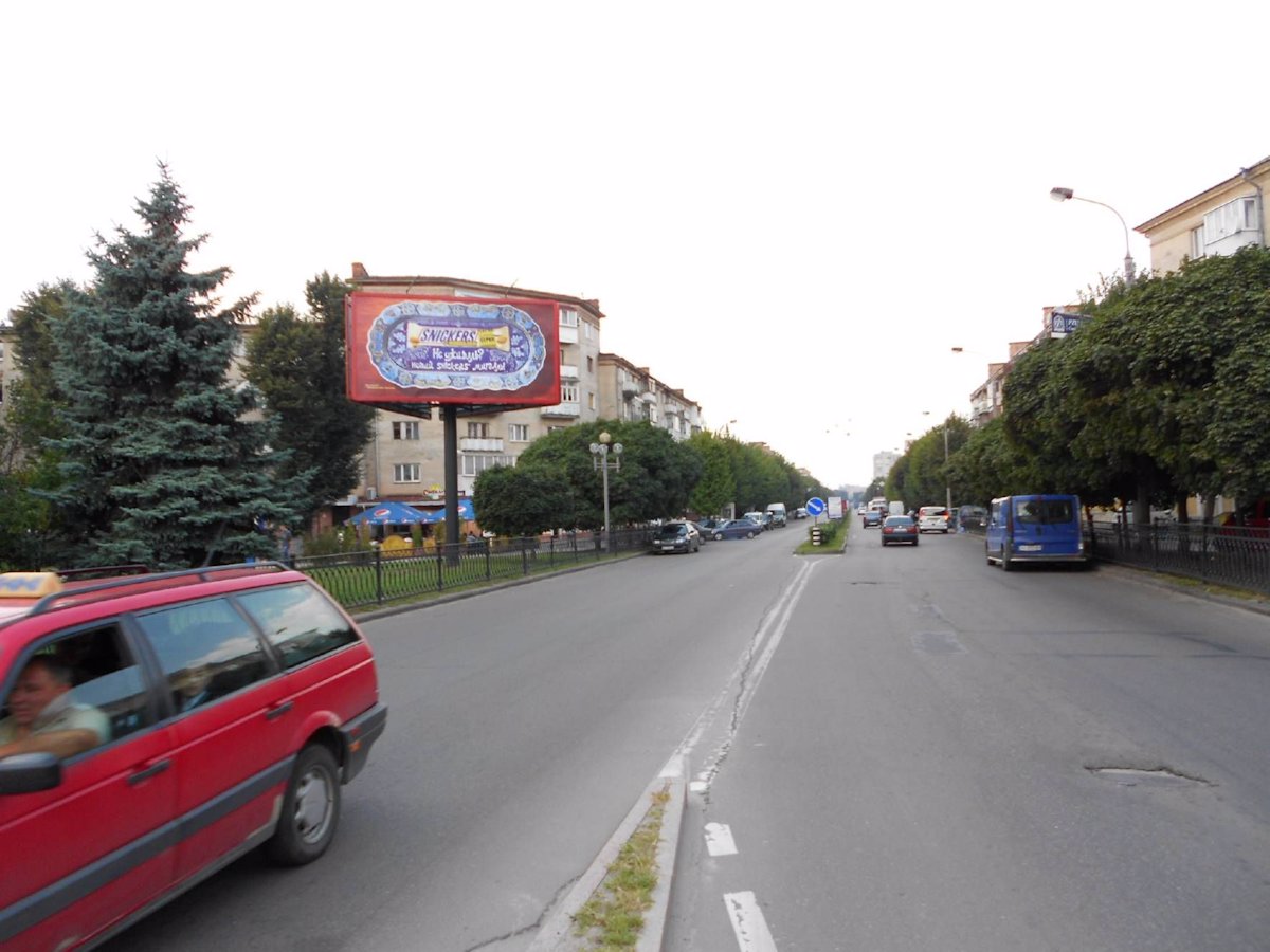 `Билборд №139473 в городе Ровно (Ровенская область), размещение наружной рекламы, IDMedia-аренда по самым низким ценам!`