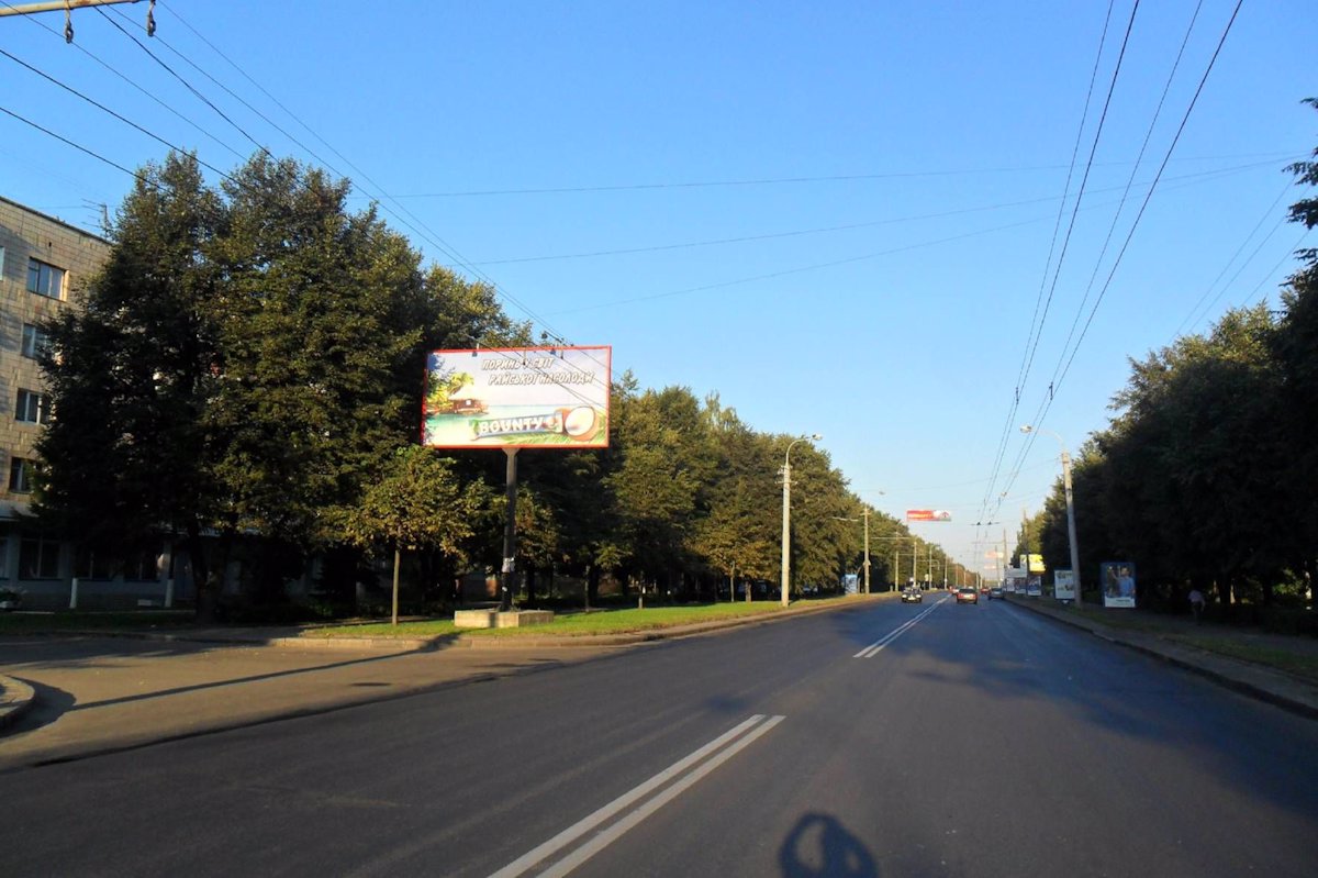 `Билборд №139481 в городе Ровно (Ровенская область), размещение наружной рекламы, IDMedia-аренда по самым низким ценам!`