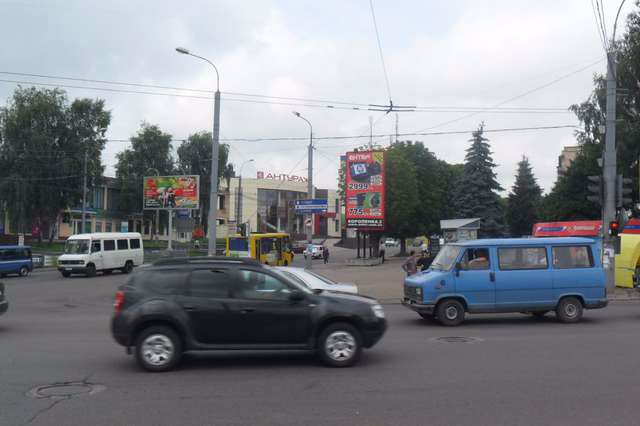 `Билборд №139482 в городе Ровно (Ровенская область), размещение наружной рекламы, IDMedia-аренда по самым низким ценам!`