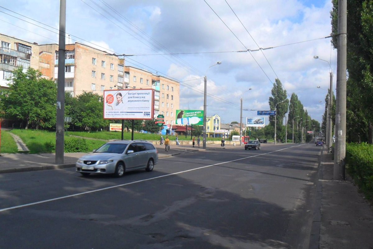 `Билборд №139485 в городе Ровно (Ровенская область), размещение наружной рекламы, IDMedia-аренда по самым низким ценам!`