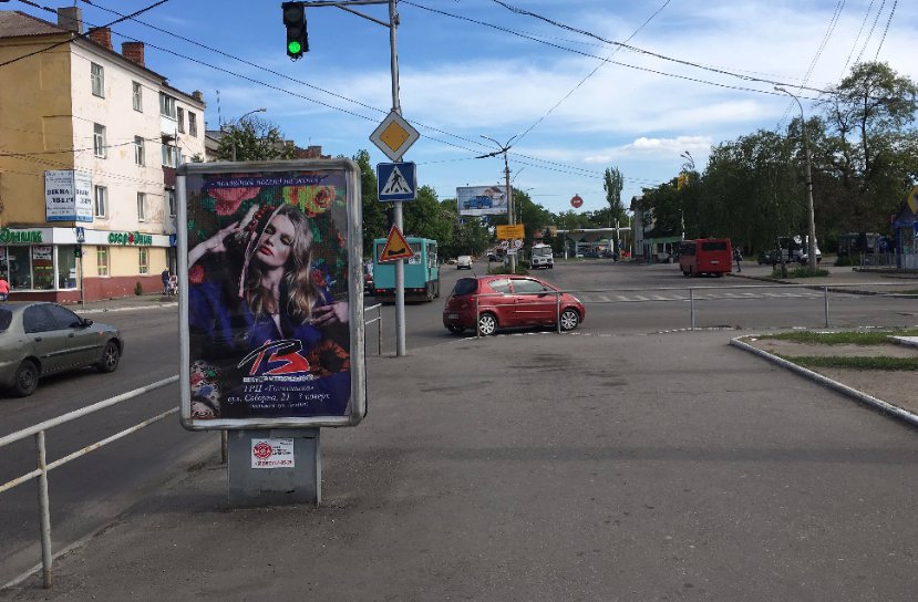 Сітілайт №139755 в місті Кременчук (Полтавська область), розміщення зовнішнішньої реклами, IDMedia-оренда найнижчі ціни!