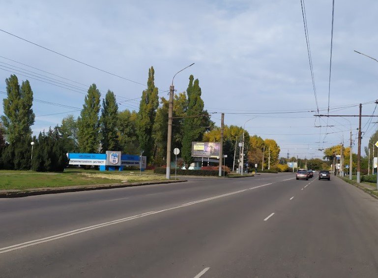 `Билборд №140245 в городе Кривой Рог (Днепропетровская область), размещение наружной рекламы, IDMedia-аренда по самым низким ценам!`