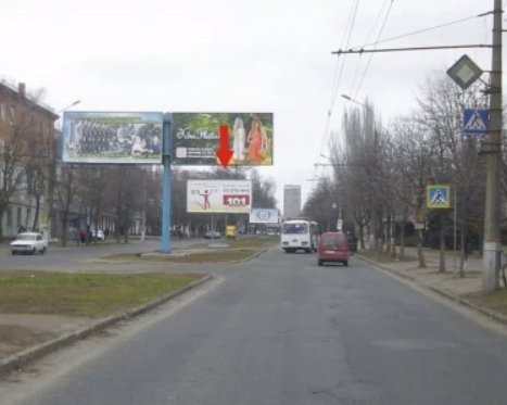 `Билборд №140295 в городе Кривой Рог (Днепропетровская область), размещение наружной рекламы, IDMedia-аренда по самым низким ценам!`