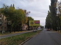 Билборд в городе Кривой Рог #140309 по адресу Ф.Караманиць (Ватутіна), 27, розподілювач ("Приват Банк", шахтауправління), рух до  129 кв. `Билборд №140309 в городе Кривой Рог (Днепропетровская область), размещение наружной рекламы, IDMedia-аренда по самым низким ценам!`