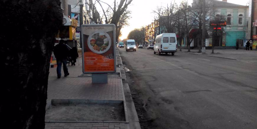 `Ситилайт №140651 в городе Кременчуг (Полтавская область), размещение наружной рекламы, IDMedia-аренда по самым низким ценам!`