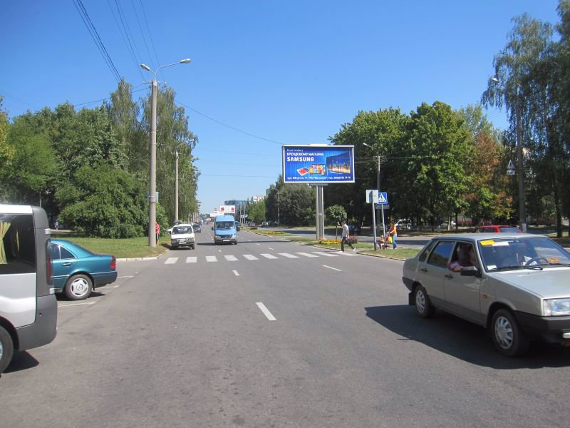 Билборд формат Призма 3х6 №141117 в городе Винница (Винницкая область) `Билборд №141117 в городе Винница (Винницкая область), размещение наружной рекламы, IDMedia-аренда по самым низким ценам!`