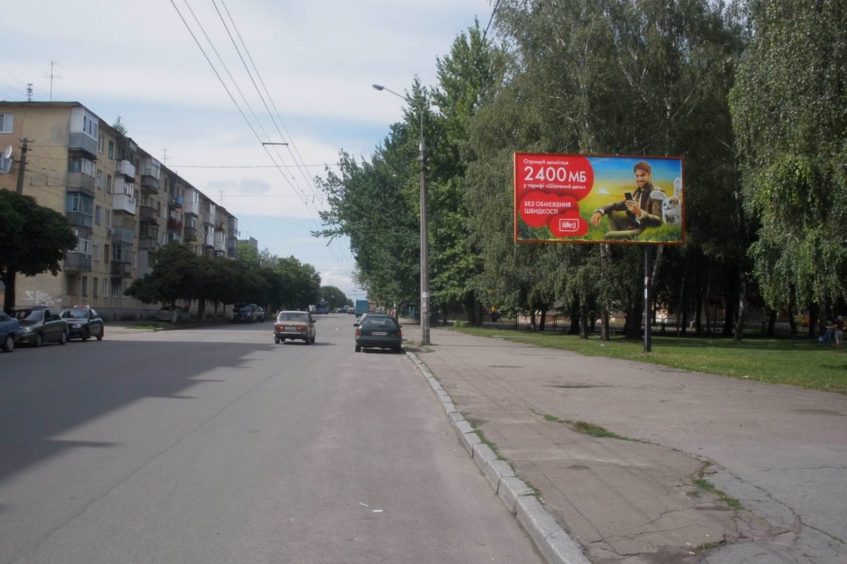 Білборд №141390 в місті Житомир (Житомирська область), розміщення зовнішнішньої реклами, IDMedia-оренда найнижчі ціни!