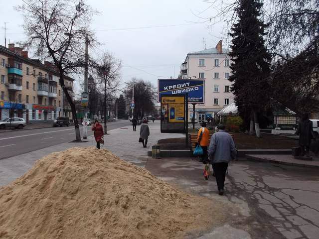 Сітілайт №141409 в місті Житомир (Житомирська область), розміщення зовнішнішньої реклами, IDMedia-оренда найнижчі ціни!