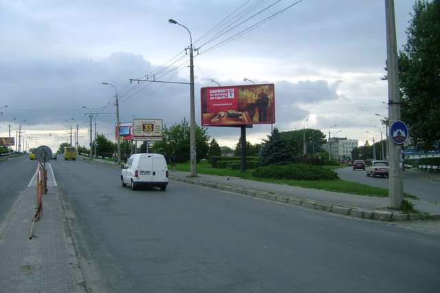 `Билборд №141799 в городе Луцк (Волынская область), размещение наружной рекламы, IDMedia-аренда по самым низким ценам!`